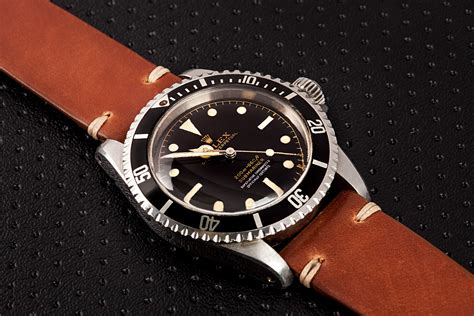 rolex gold silver submariner brown leather strap|rolex submariner on rubber strap.